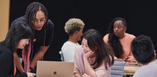 Apple Entrepreneur Camp for Female Founders 2022